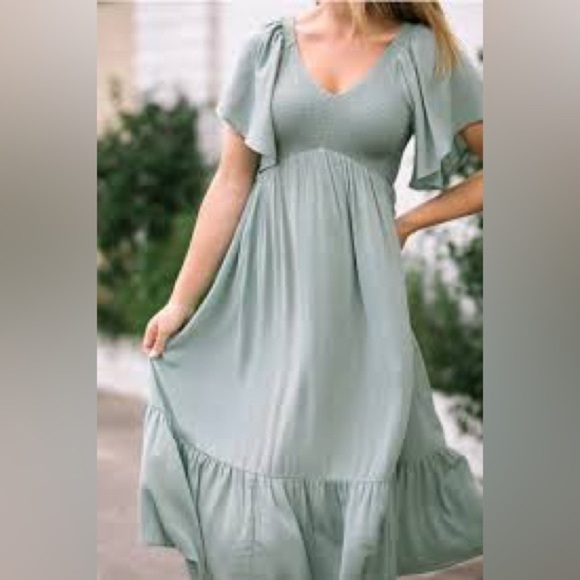 Baltic Born Felicity Smocked Midi Dress Sz S Dusty Sage Spring Summer Boho - Picture 1 of 10